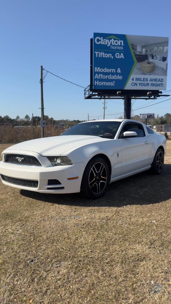 2013 Ford Mustang V6's photo